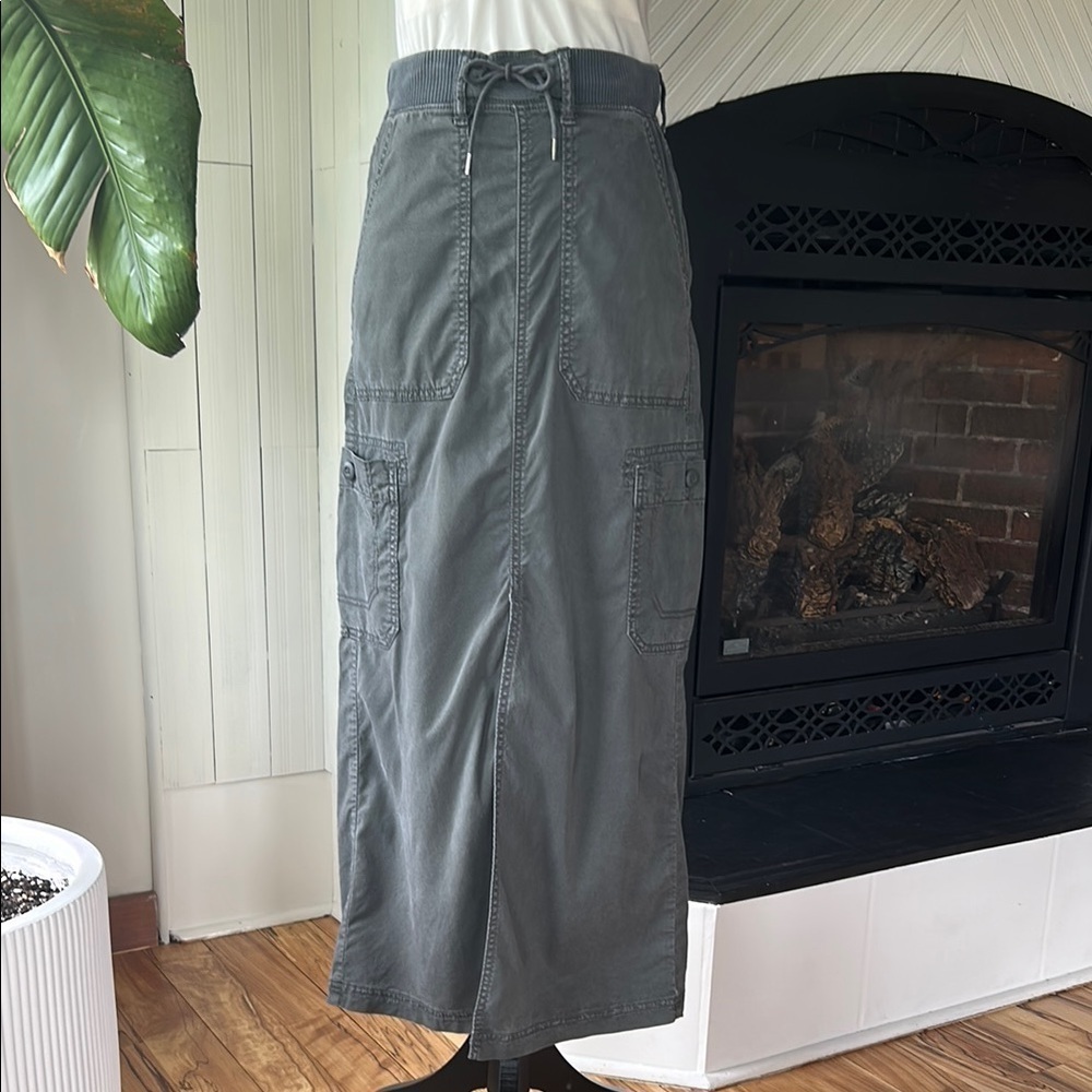 American Eagle Outfitters Gray Maxi Cargo Skirt - Picture 4 of 12